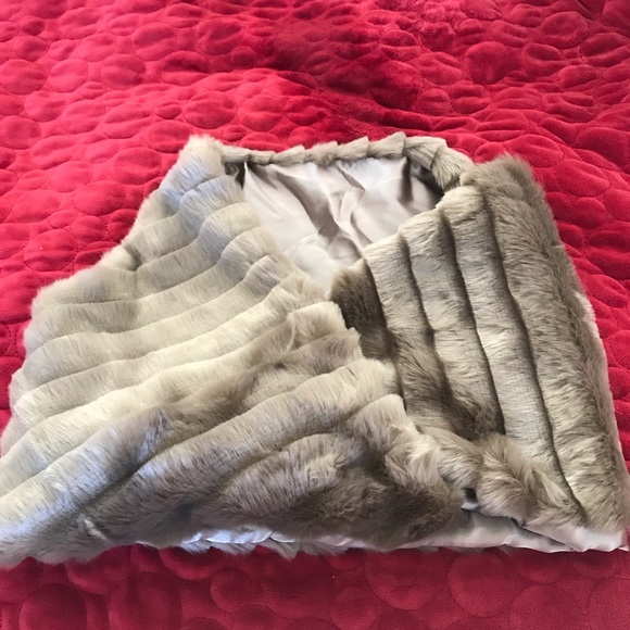 Chico's Accessories - Faux fur snood/cowl